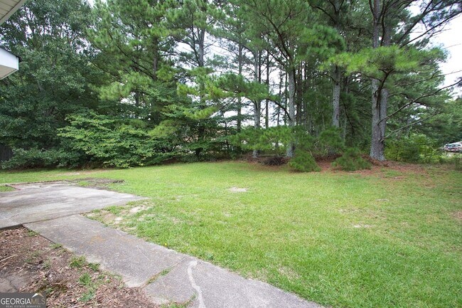 Building Photo - 1312 Cooper Rd