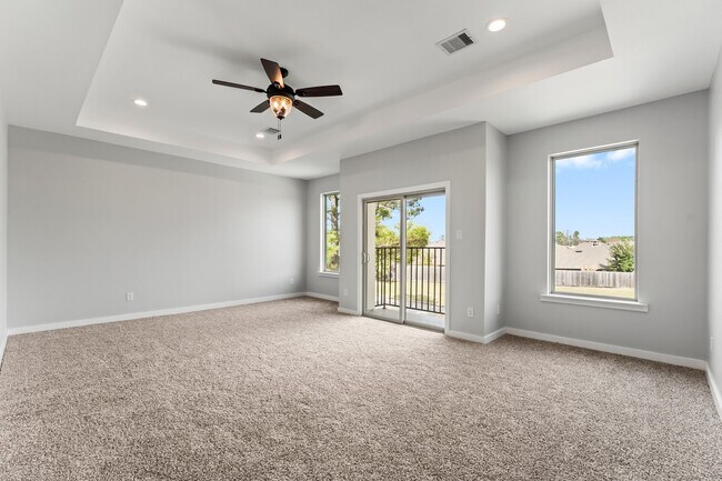 Building Photo - 7007 Longmire Cir