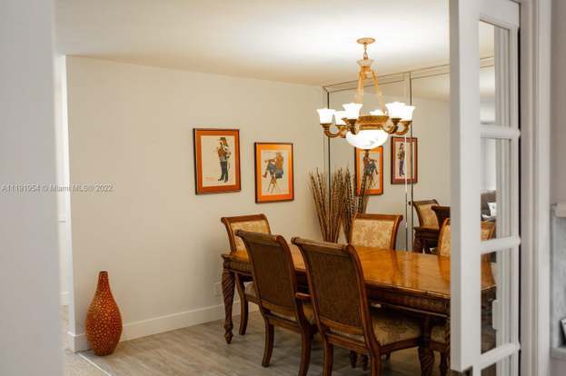 Building Photo - 4115 Madison St