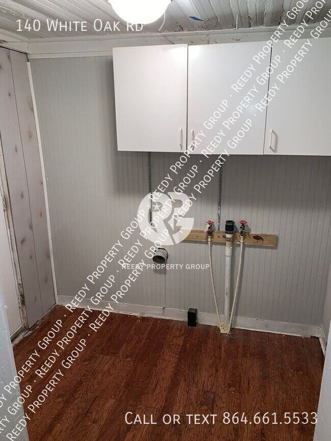 Building Photo - Spacious 2 bed / 1 bath remodeled home in ...