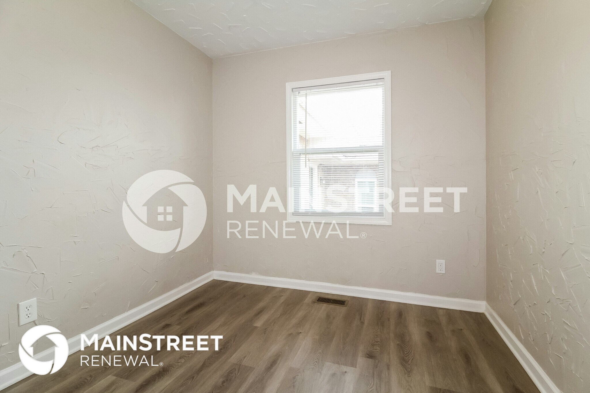 Building Photo - 1208 Tim Holt Dr