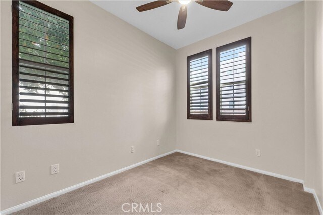 Building Photo - 158 Macintosh Way