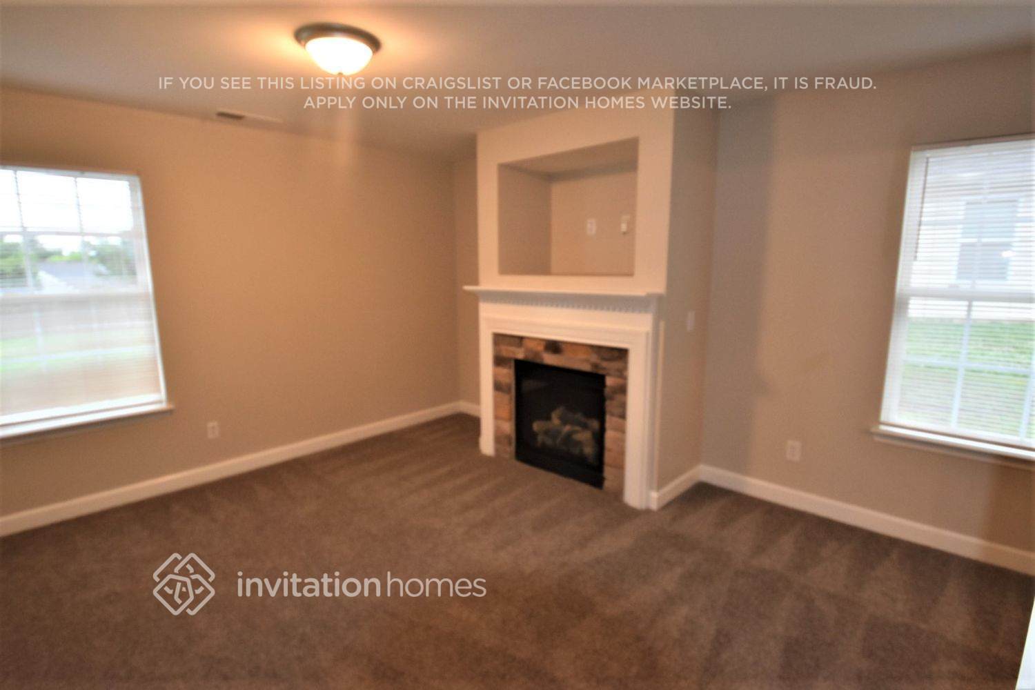 Building Photo - 4193 Broadstairs Dr SW