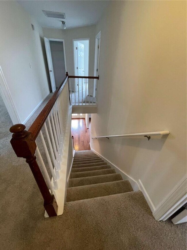 Building Photo - 4205 Pointe Vecchio Cir