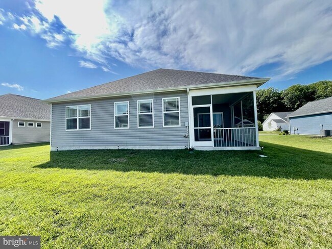 Building Photo - 29847 Sandstone Dr