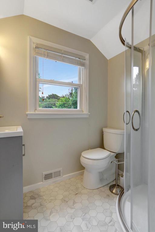 Building Photo - 6735 Williams Dr