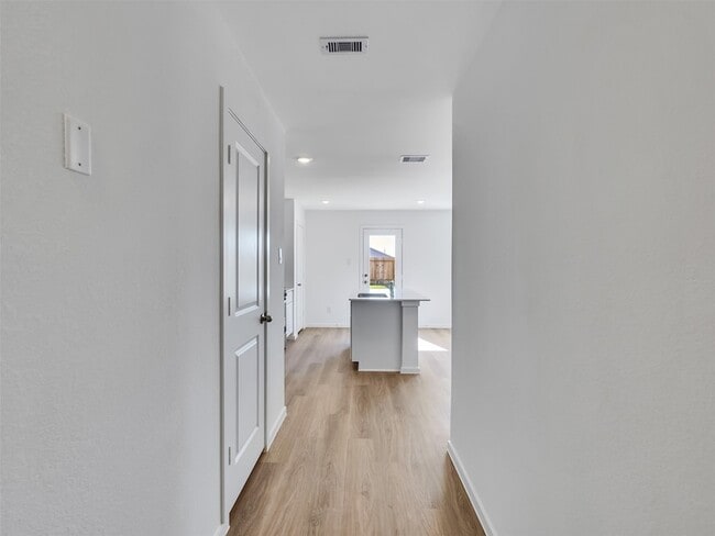 Building Photo - 18711 Sunset Horizon Dr