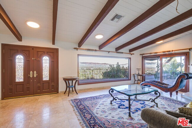 Building Photo - 4520 Gable Dr