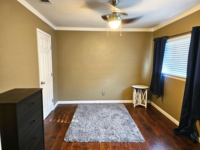 Building Photo - 3 Bed 2.5 Bath Hidden Gem in Flower Mound!