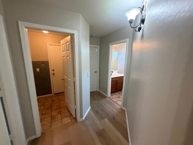 Building Photo - 6829 E San Tan Way