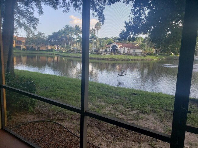 Building Photo - 3860 Coral Tree Cir
