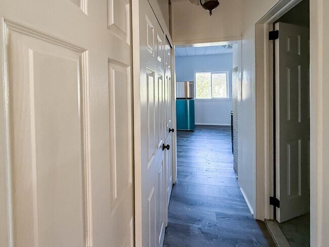 Building Photo - 90 Carlton Ave