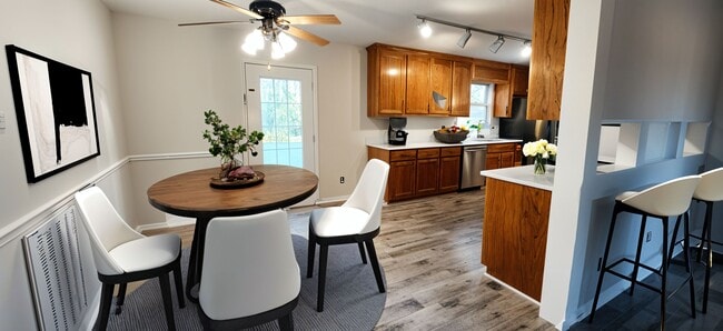 Building Photo - 2308 Forrest Fields Dr