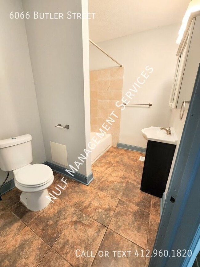 Building Photo - 6066 Butler St