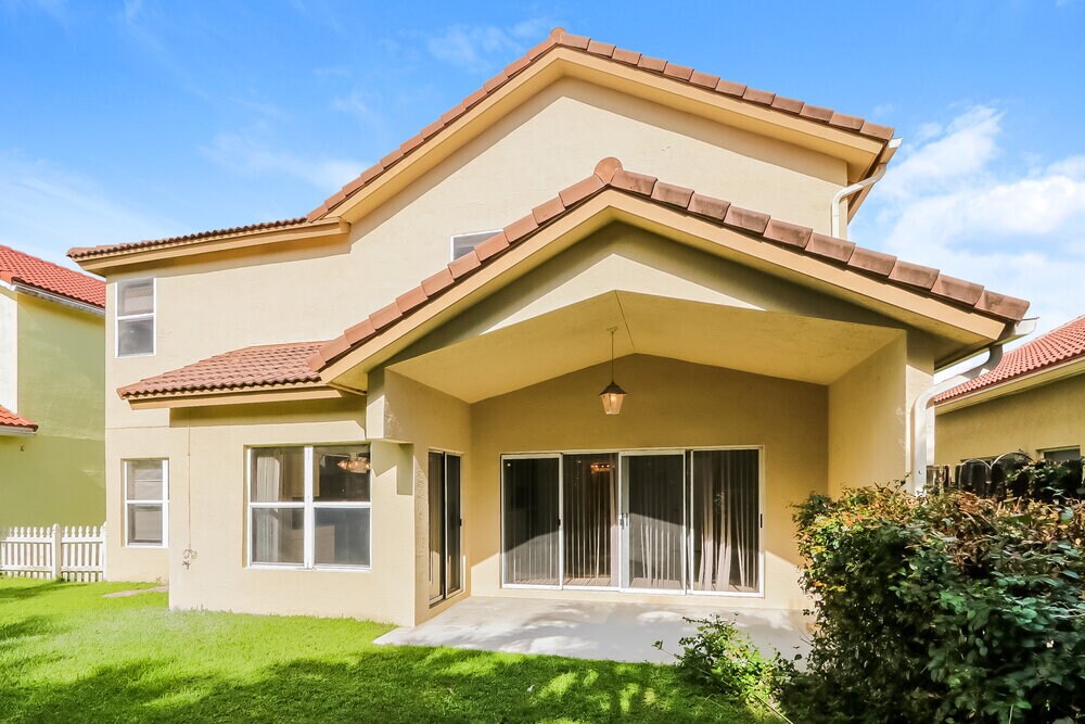Building Photo - 7678 Oakboro Dr