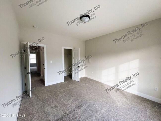 Building Photo - 36 B P Ct