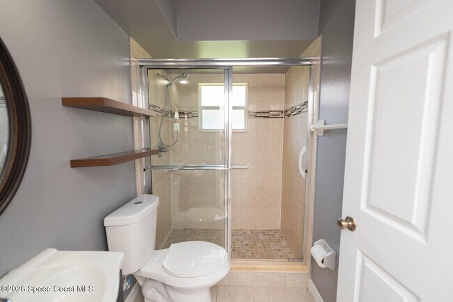 Building Photo - 7033 Hammock Trace Dr