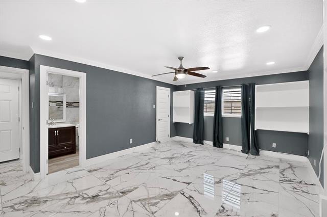 Building Photo - 4006 Mayflower Dr