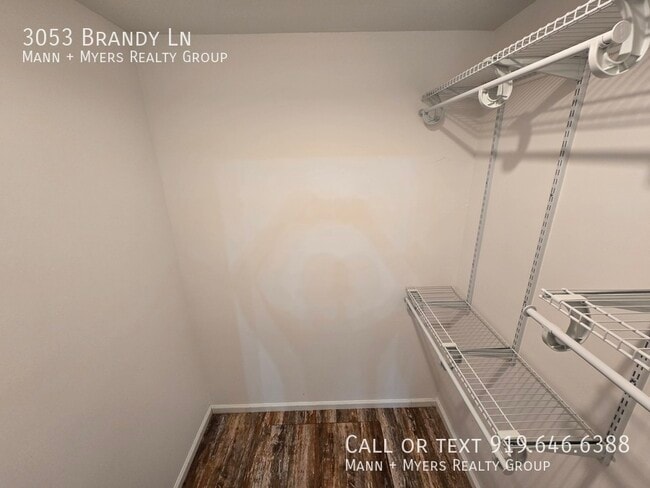 Building Photo - 3053 Brandy Ln