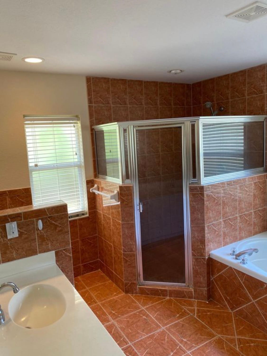 Building Photo - 580 5th St SW