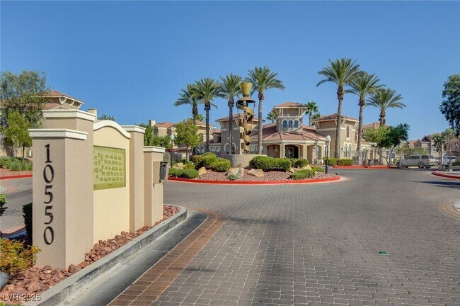 Building Photo - 10550 W Alexander Rd