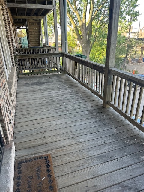 Back Porch - 4610 S Calumet Ave