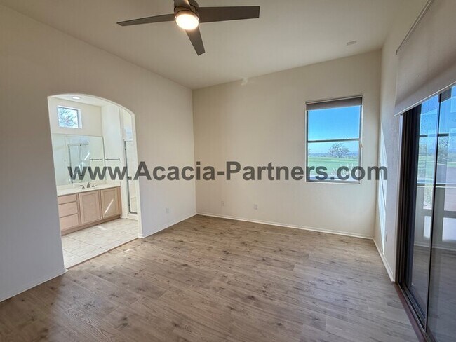Building Photo - Gated Two Bedroom Home