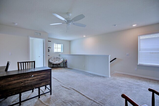 Building Photo - 5164 Chickadee St