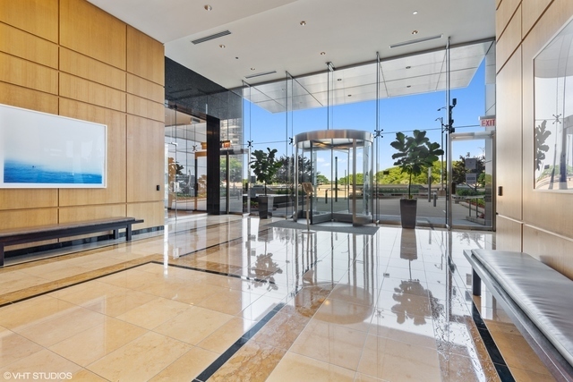 Building Photo - 600 N Lake Shore Dr