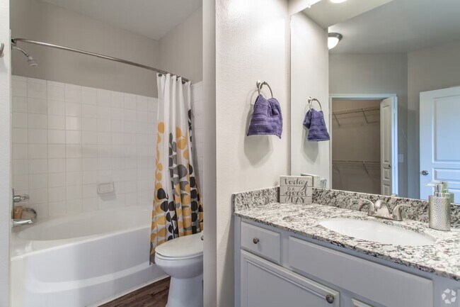 Building Photo - Luxury Living + $1,000 Off!