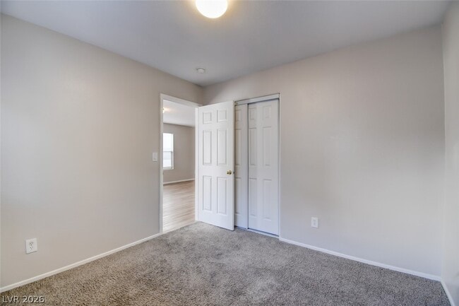 Building Photo - 9527 Violet Sunset Ave