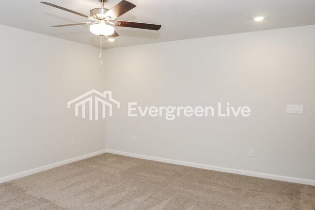 Building Photo - 206 Exeter St