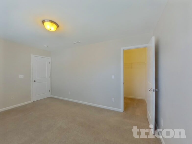 Building Photo - 703 Rook Rd