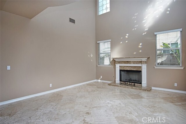 Building Photo - 2449 Highwood Rd