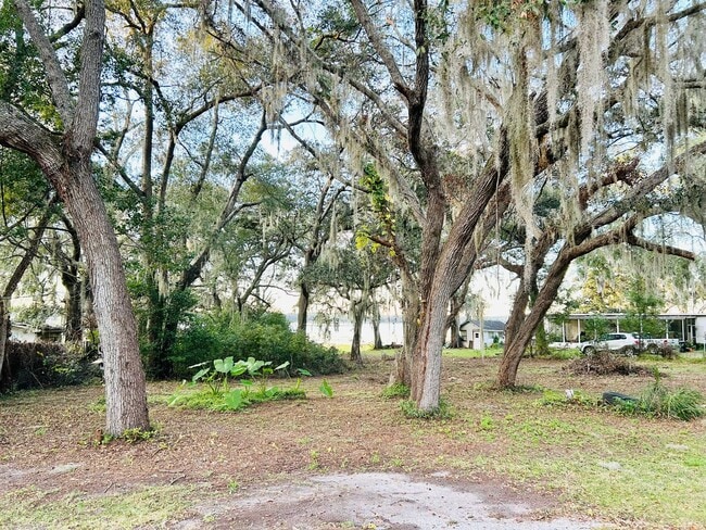 Building Photo - 11709 SE 99th Ct