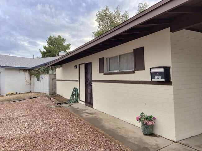 Building Photo - OPEN HOUSE. Friday, May 8th, 2026 open from 4:30pm - 5:30pm Available for Move-in July 1st, 2026....