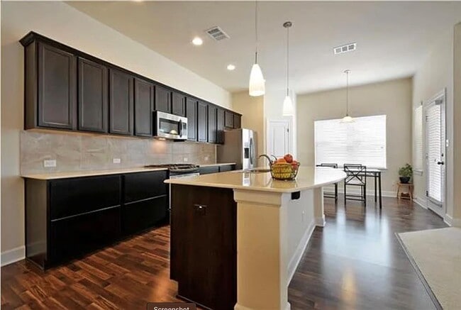 Building Photo - 2405 Erica Kaitlin Ln