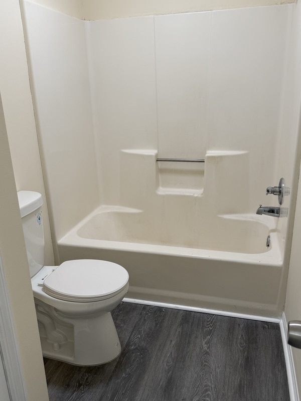 Building Photo - 1B Colquitt Circle