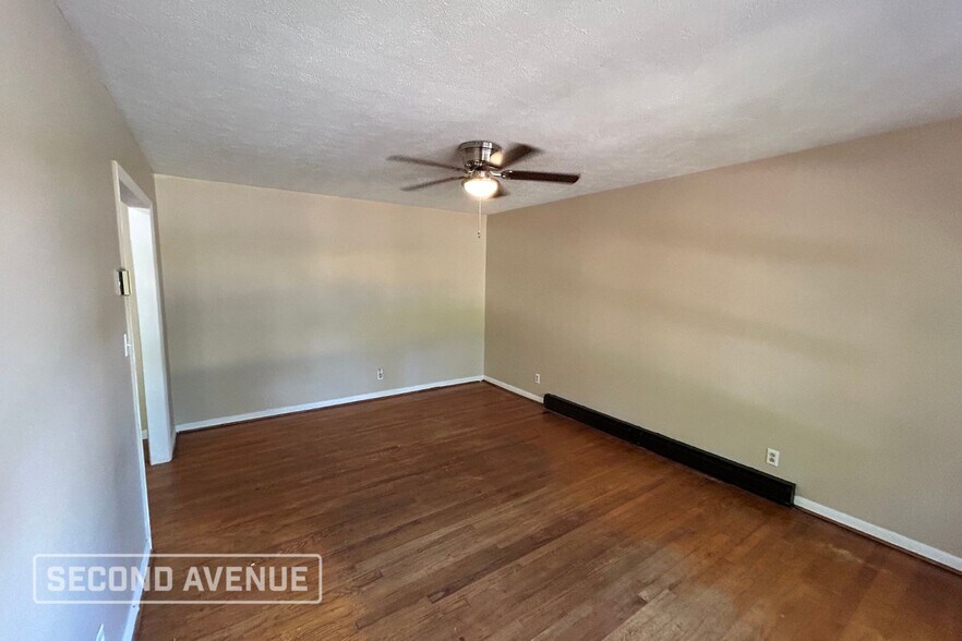 Building Photo - 296 Channing Dr