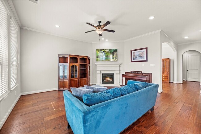 Building Photo - 6407 Sunstone Falls Ln