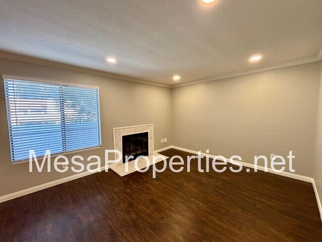 Building Photo - 10151 Arrow Route