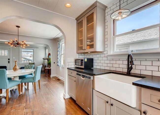 Building Photo - Sunnyside Denver bungalow for rent