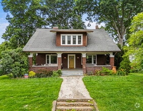 Building Photo - 409 Newfound St