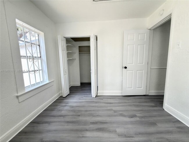 Building Photo - 5720 NW 23rd Ave