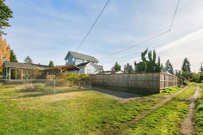 Building Photo - 3Bd/1Ba Seattle House