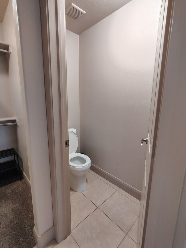 Building Photo - Cozy 3 Bedroom, 2 Bathroom Home in Washington!