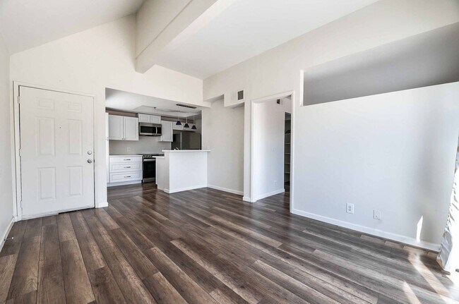 Building Photo - 4360 Gannet Cir