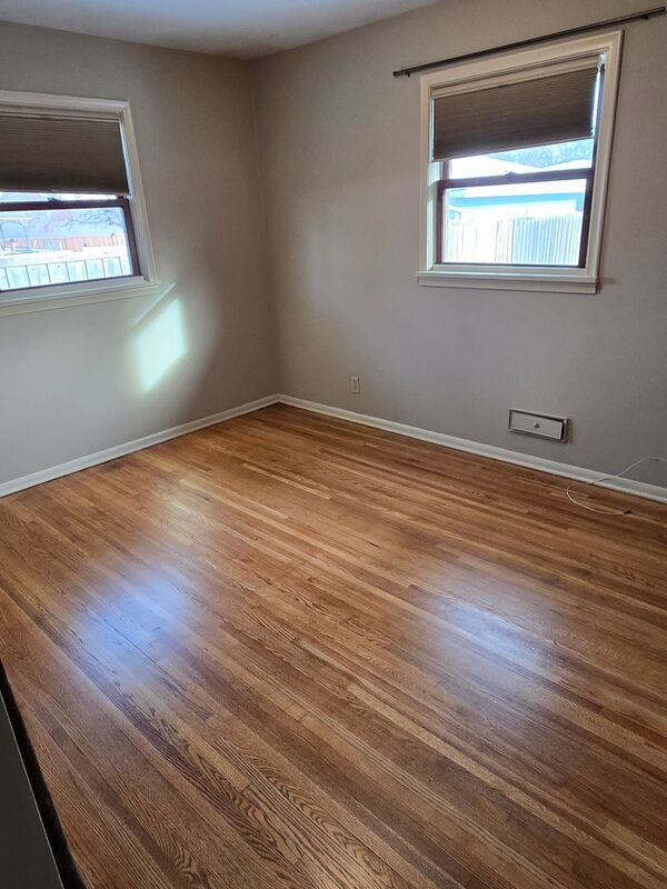 Building Photo - 5800 N Girard Ave