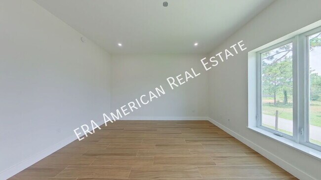 Building Photo - 5487 Cimmeron Ct