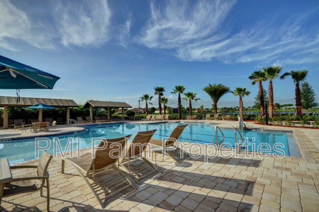 Building Photo - 9870 SW Trumpet Tree Cir